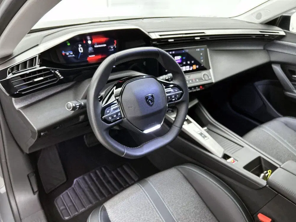 Peugeot 308 SW Allure Hybrid 145pk Automaat uit 2025, foto 11