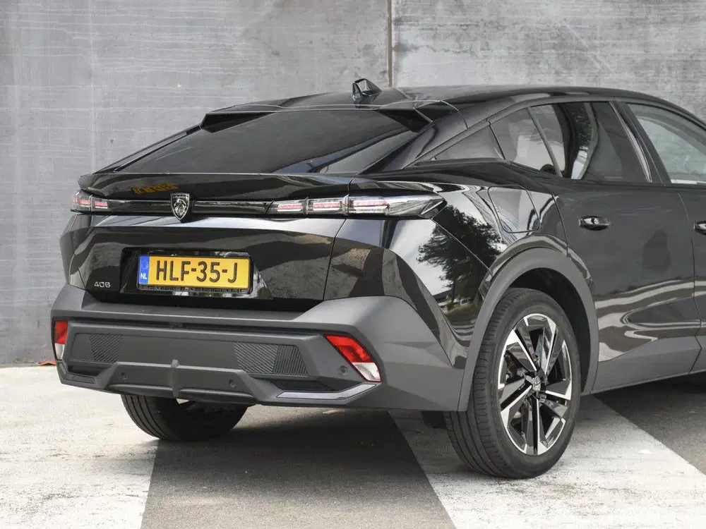 Peugeot 408 Allure 1.2 Hybrid 145pk Automaat ADAPT. CC uit 2025, foto 6