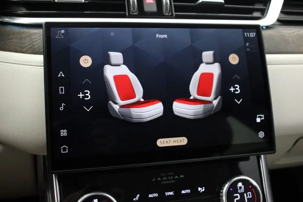 Jaguar XF Sedan 2.0 D200 R-Dynamic S Automaat uit 2021, foto 8