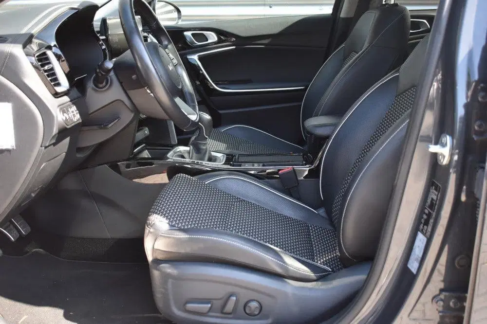Kia Ceed SPORTSWAGON 1.0 T-GDI EXECUTIVE LINE uit 2024, foto 3
