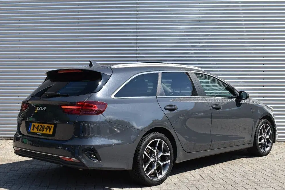 Kia Ceed SPORTSWAGON 1.0 T-GDI EXECUTIVE LINE uit 2024, foto 6