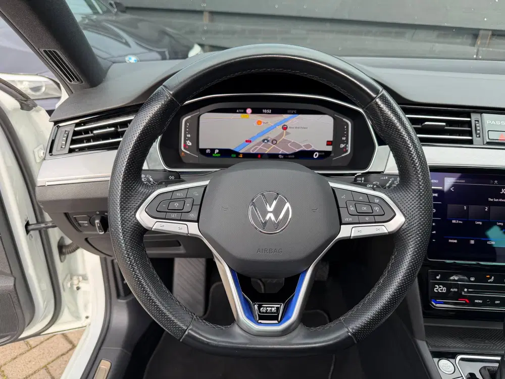 Volkswagen Passat 1.4 TSI PHEV GTE PANO I Leder I Vi uit 2021, foto 14