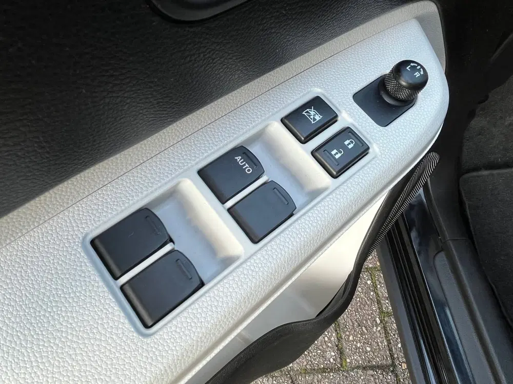 Suzuki Ignis 1.2 AllGrip 90PK Navi uit 2019, foto 14