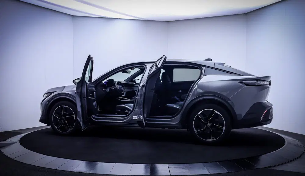Peugeot 408 1.2T Aut. GT-LINE FULL LED uit 2023, foto 9