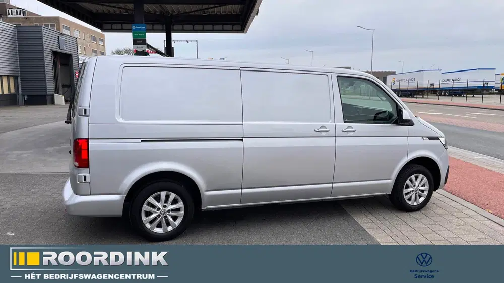Volkswagen Transporter T6.1 Highline 110 pk uit 2022, foto 4
