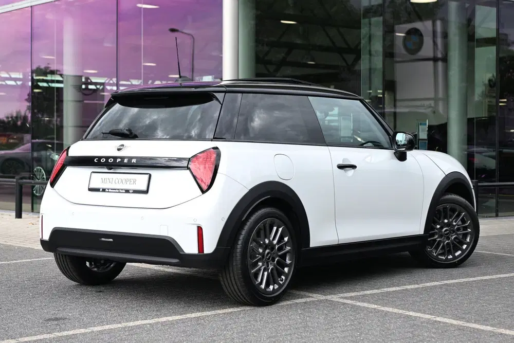 Mini Hatchback Cooper C Automaat uit 2026, foto 3