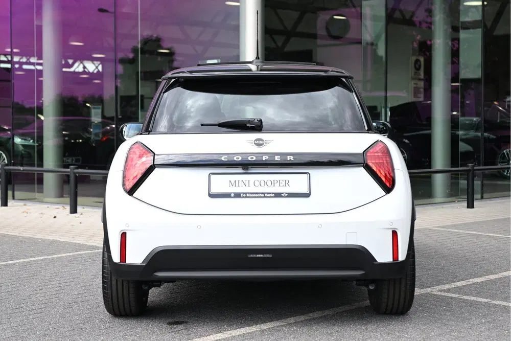 Mini Hatchback Cooper C Automaat uit 2026, foto 9