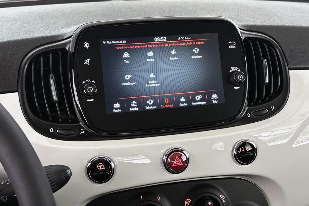 Fiat 500 1.0 Hybrid Dolcevita Panoramadak Apple Car uit 2024, foto 13