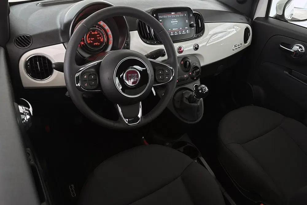 Fiat 500 1.0 Hybrid Dolcevita Panoramadak Apple Car uit 2024, foto 5