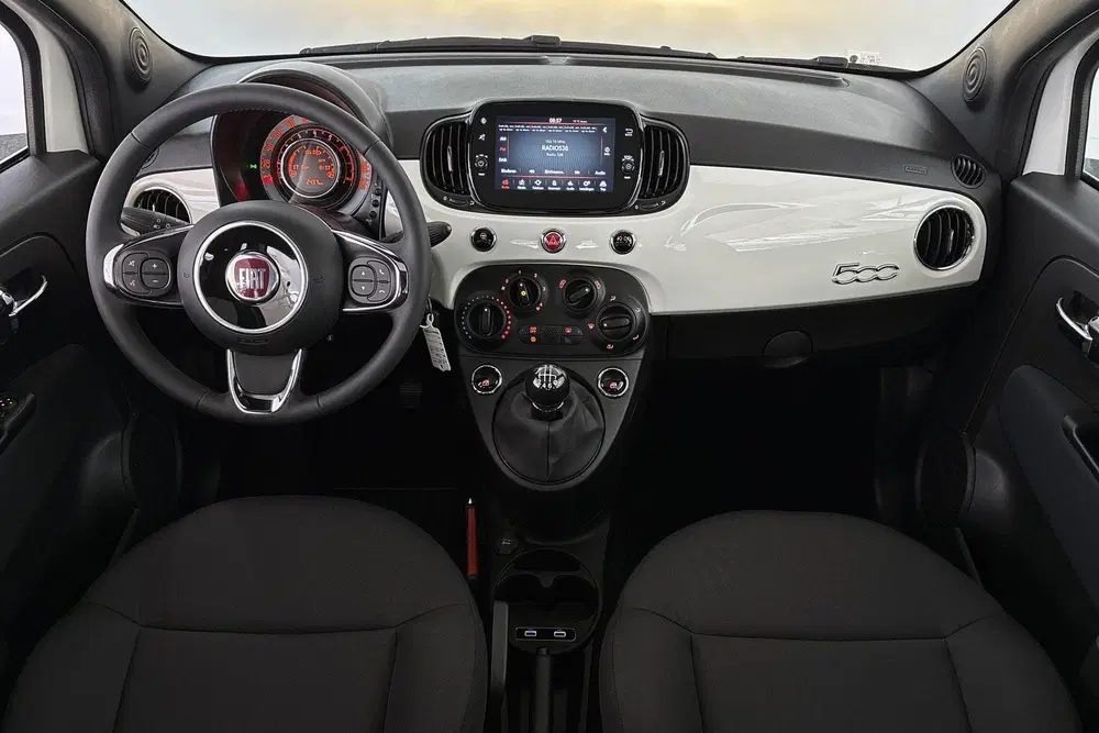 Fiat 500 1.0 Hybrid Dolcevita Panoramadak Apple Car uit 2024, foto 7