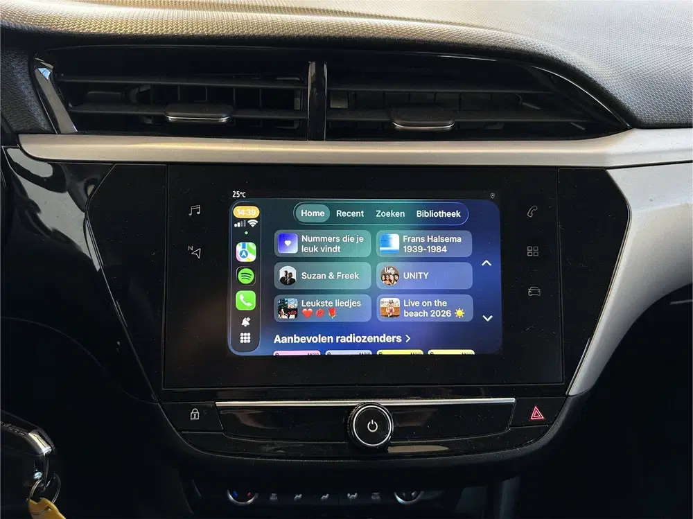 Opel Corsa 1.2 Edition Automaat uit 2022, foto 13