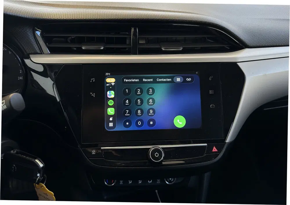 Opel Corsa 1.2 Edition Automaat uit 2022, foto 14