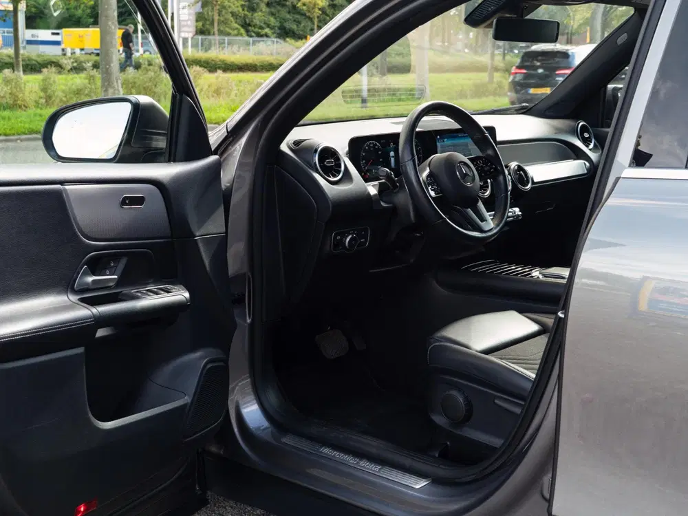 Mercedes-Benz GLB 180 Premium Plus uit 2022, foto 11