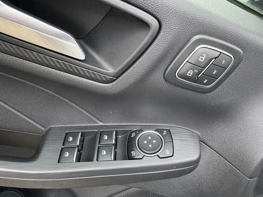 Ford Kuga 2.5 PHEV ST-Line X 243pk uit 2024, foto 15