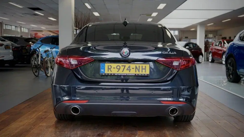 Alfa Romeo Giulia 2.0T TI uit 2020, foto 11