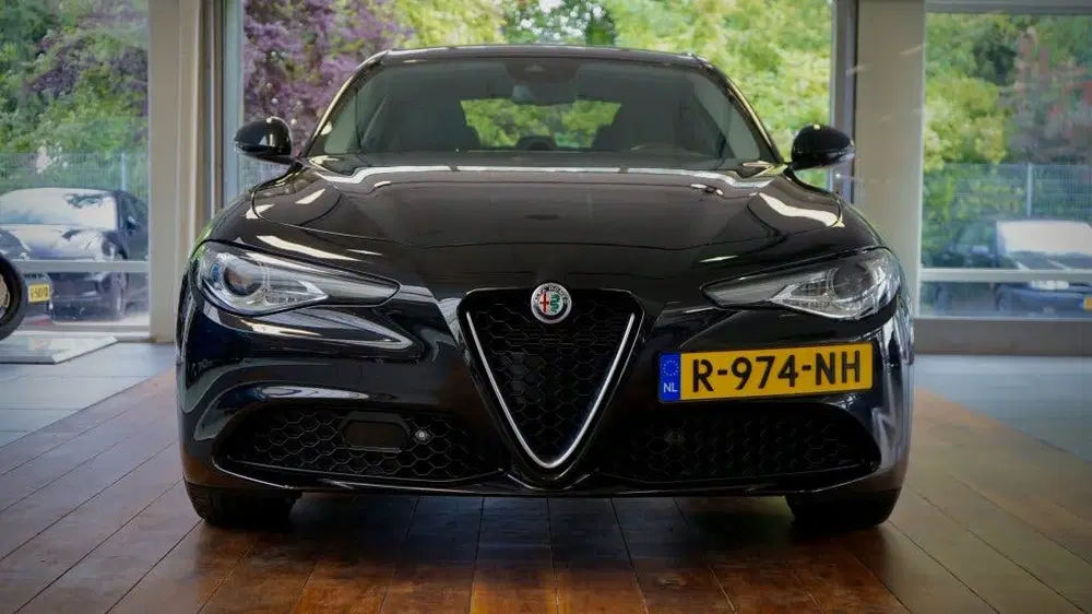 Alfa Romeo Giulia 2.0T TI uit 2020, foto 3