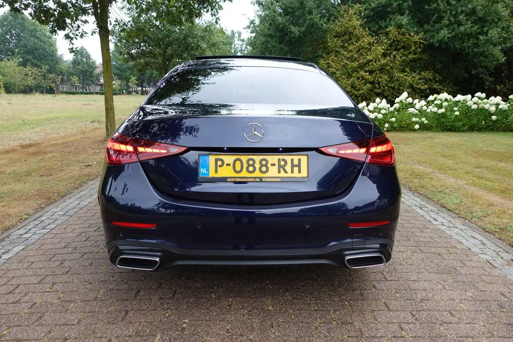 Mercedes-Benz C-Klasse 200 Launch Edition AMG Line uit 2022, foto 11