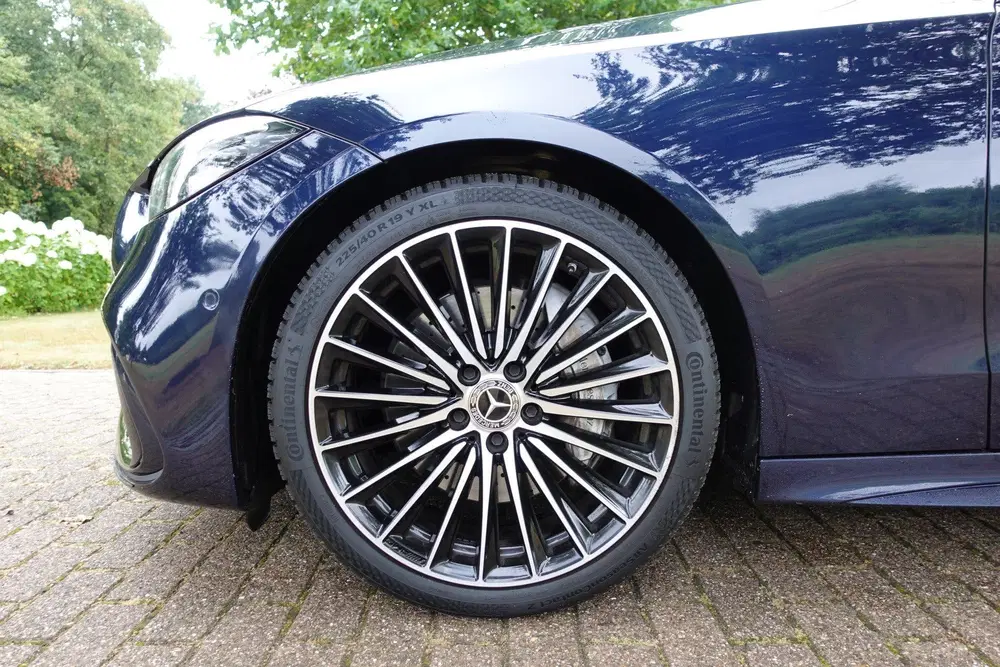 Mercedes-Benz C-Klasse 200 Launch Edition AMG Line uit 2022, foto 14