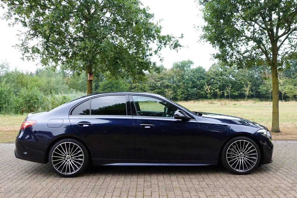 Mercedes-Benz C-Klasse 200 Launch Edition AMG Line uit 2022, foto 6