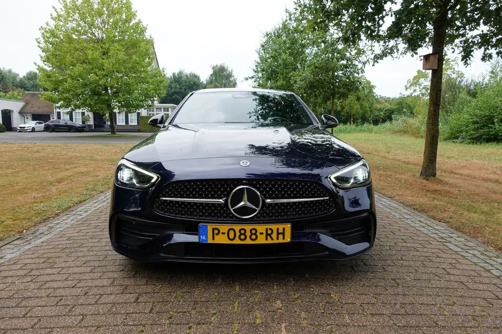 Mercedes-Benz C-Klasse 200 Launch Edition AMG Line uit 2022, foto 9