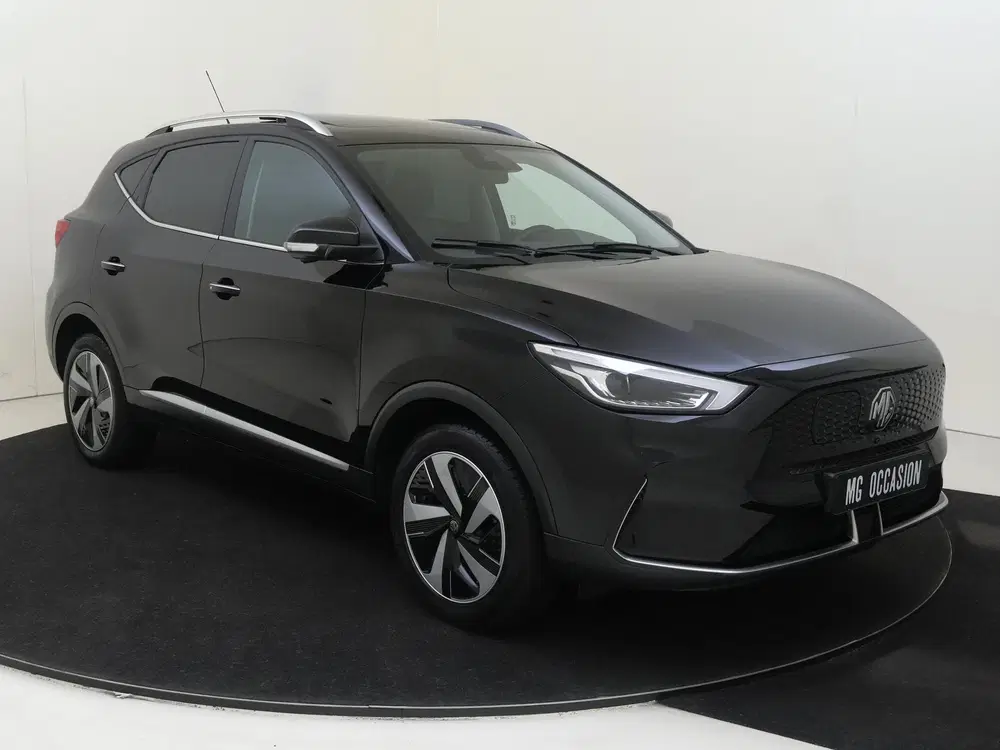 MG ZS Standard Range Luxury 50 kWh uit 2022, foto 2