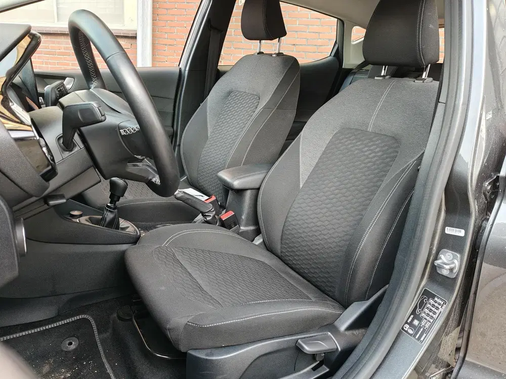 Ford Fiesta 1.0 EcoBoost Titanium uit 2024, foto 12