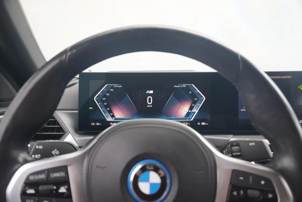 BMW i4 eDrive40 M Sport uit 2023, foto 12