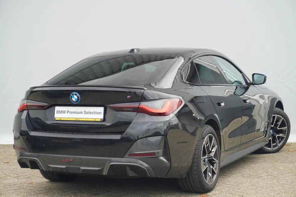 BMW i4 eDrive40 M Sport uit 2023, foto 2