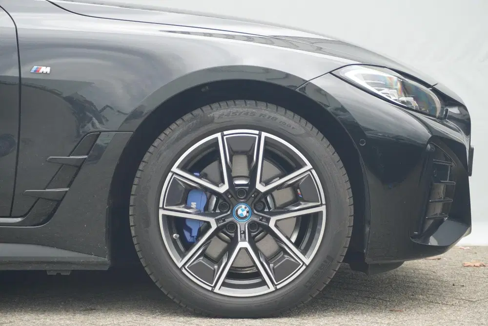 BMW i4 eDrive40 M Sport uit 2023, foto 6