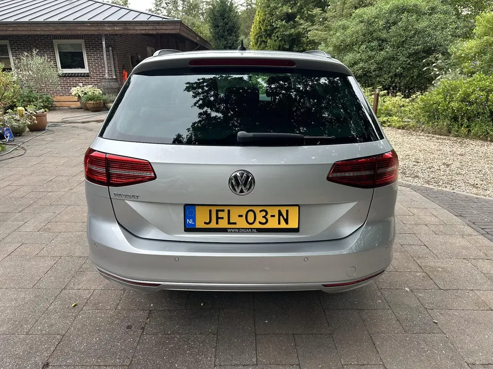 Volkswagen Passat 1.5 TSI Comfortline LED koplampen uit 2019, foto 4