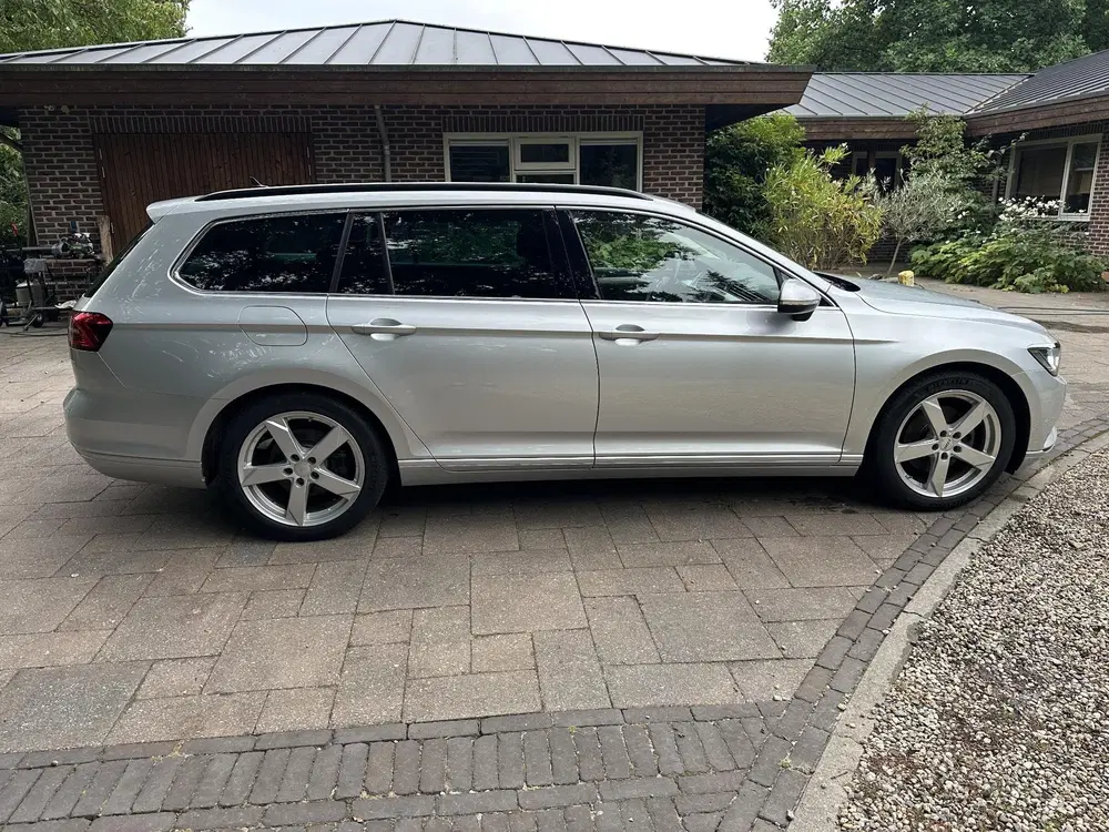 Volkswagen Passat 1.5 TSI Comfortline LED koplampen uit 2019, foto 6