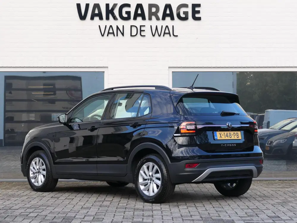 Volkswagen T-Cross 1.0 TSI Life uit 2023, foto 3