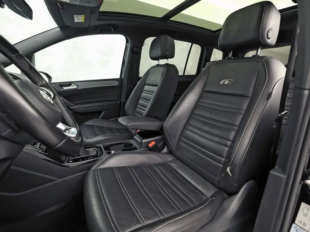 Volkswagen Touran 1.5 TSI R-Line Sport 7 Persoons 150Pk Auto uit 2019, foto 14