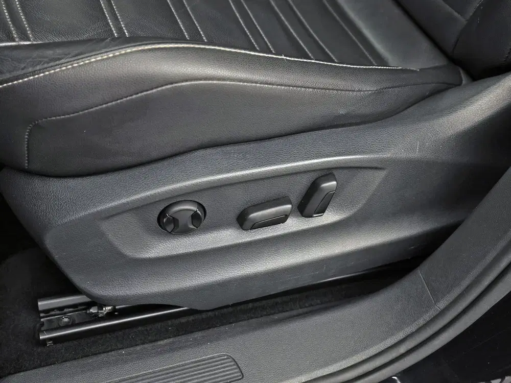 Volkswagen Touran 1.5 TSI R-Line Sport 7 Persoons 150Pk Auto uit 2019, foto 15