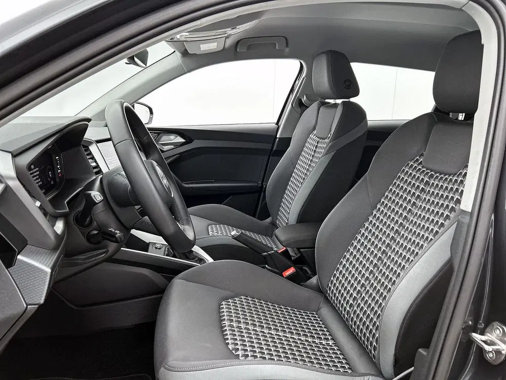 Audi A1 25 TFSI Advanced edition 95 PK uit 2022, foto 10