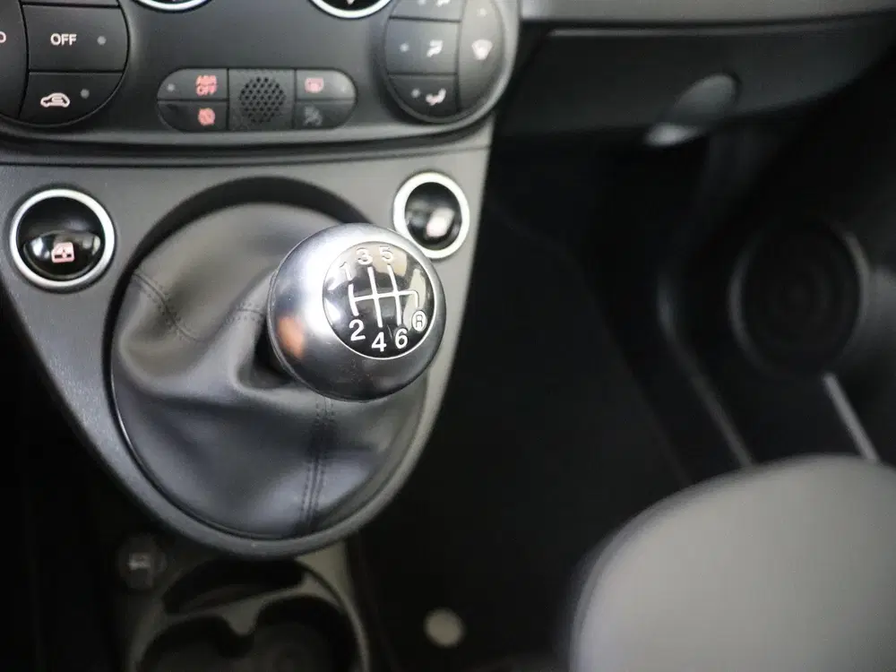 Fiat 500 1.0 Hybrid Sport uit 2021, foto 14