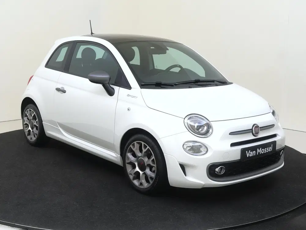 Fiat 500 1.0 Hybrid Sport uit 2021, foto 2
