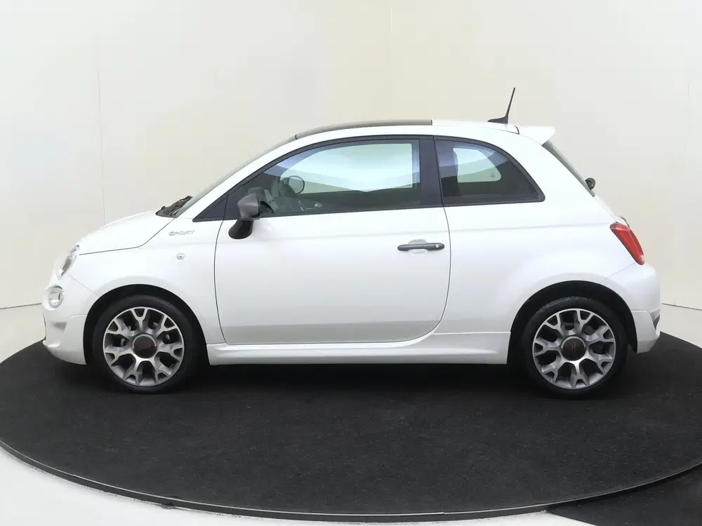 Fiat 500 1.0 Hybrid Sport uit 2021, foto 8