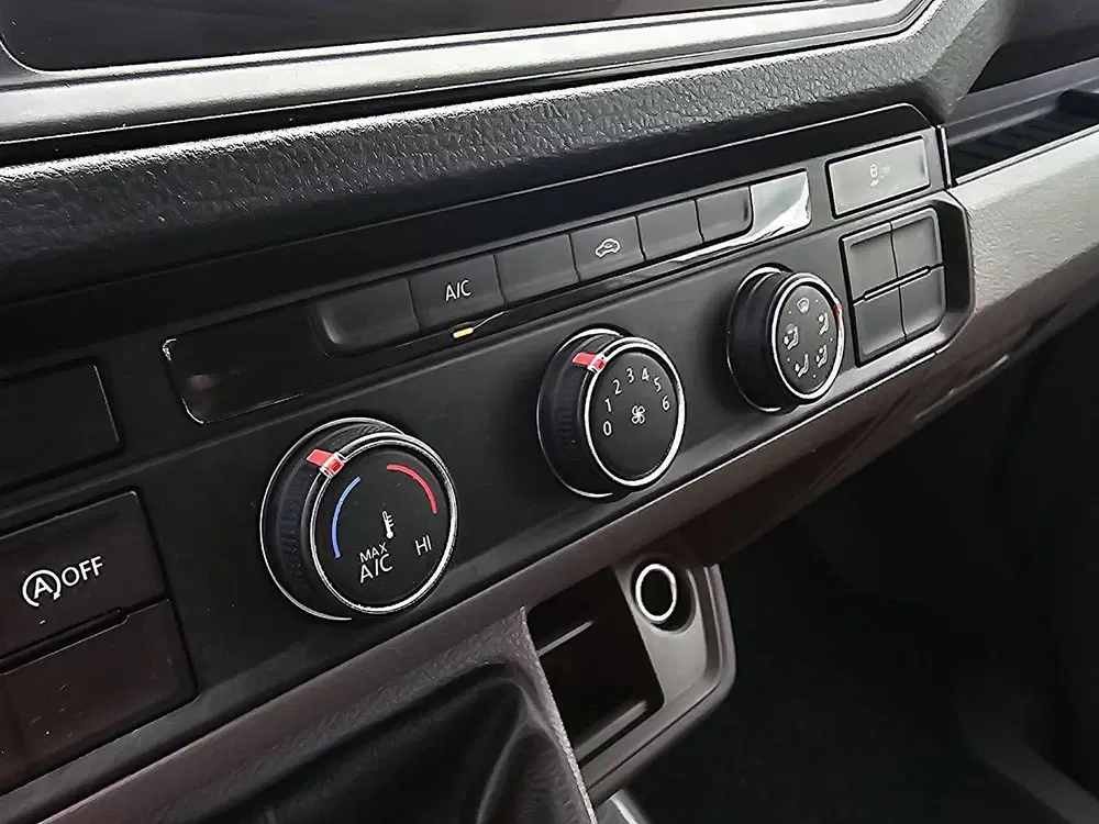Volkswagen Crafter 35 2.0 L3 Dubbele Cabine Open-Laadbak 280 uit 2024, foto 10