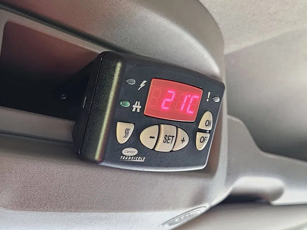 Renault Master 2.3 Koelwagen Laadklep Dag uit 2023, foto 13