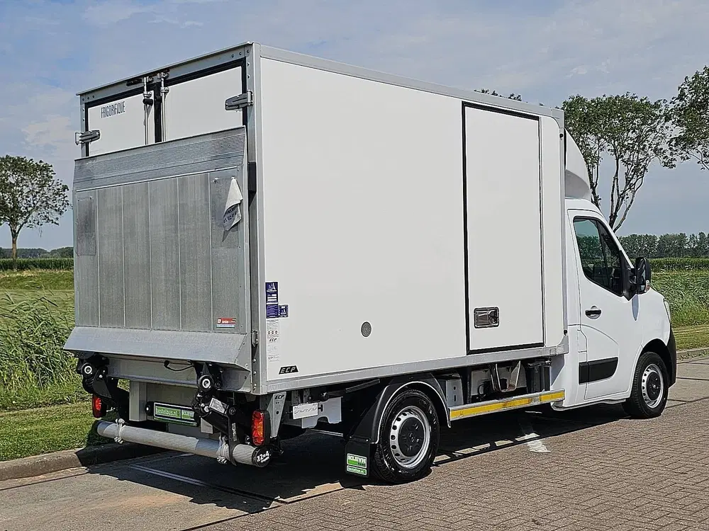 Renault Master 2.3 Koelwagen Laadklep Dag uit 2023, foto 3