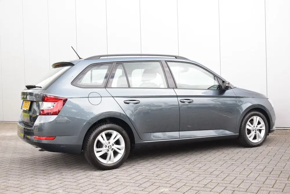 Skoda Fabia 1.0 TSI Ambition Navi uit 2021, foto 10