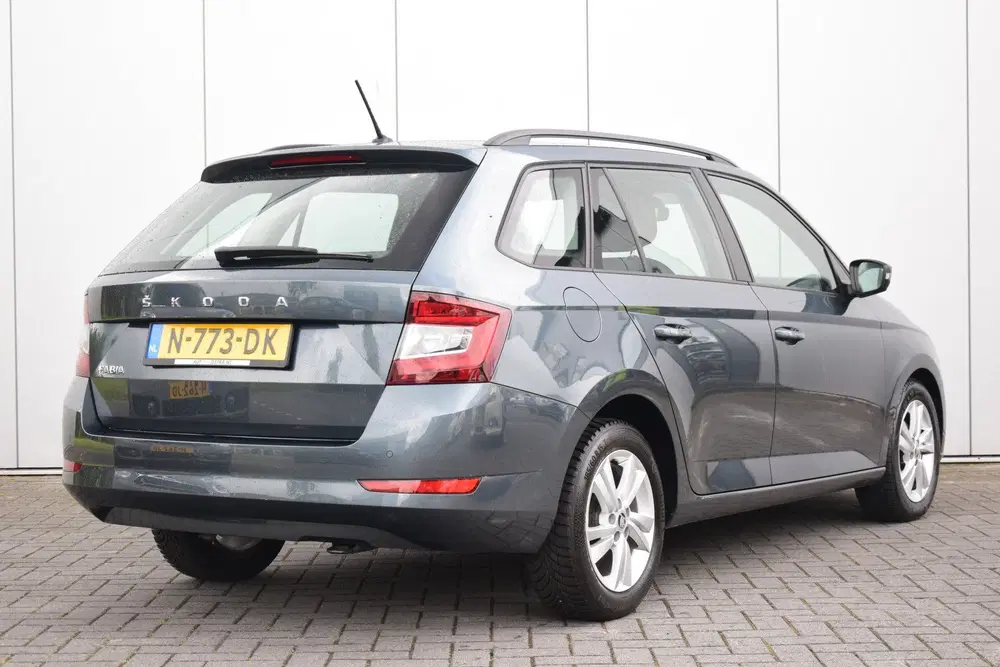 Skoda Fabia 1.0 TSI Ambition Navi uit 2021, foto 4