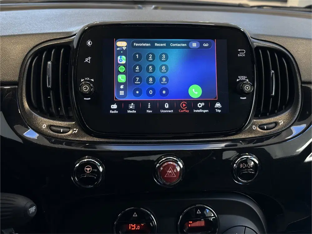 Fiat 500C 1.0 Hybrid Launch Edition Cabrio uit 2021, foto 12