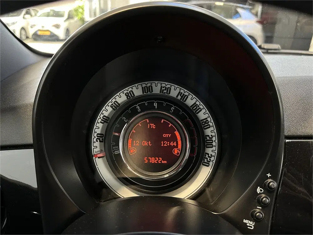 Fiat 500C 1.0 Hybrid Launch Edition Cabrio uit 2021, foto 9