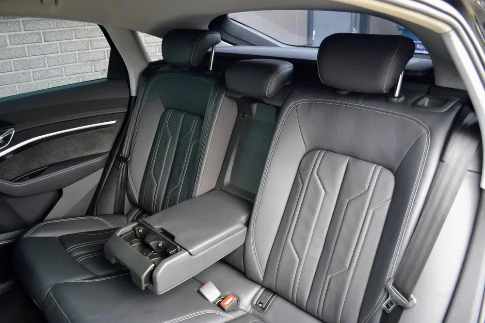 Audi e-tron 50 quattro edition 71 kWh SOH89% LED L uit 2020, foto 10
