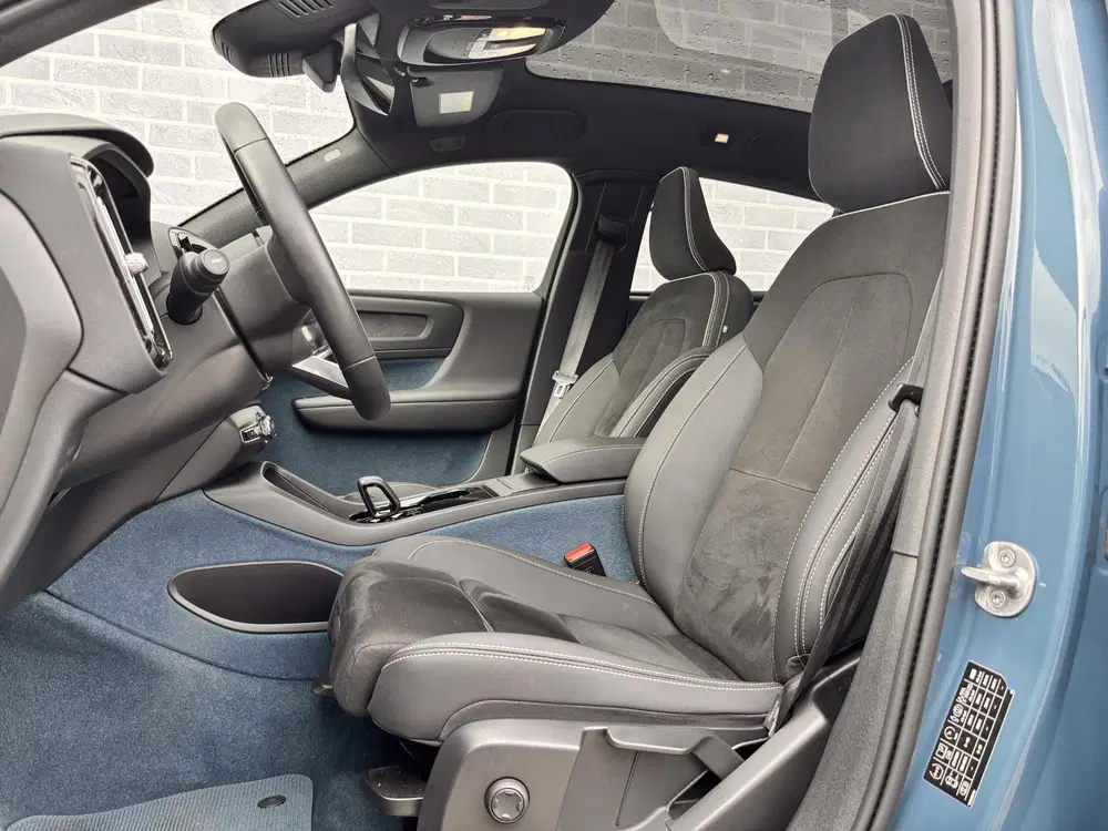 Volvo C40 Recharge Core 69 kWh uit 2022, foto 6