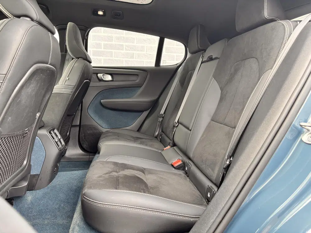 Volvo C40 Recharge Core 69 kWh uit 2022, foto 7