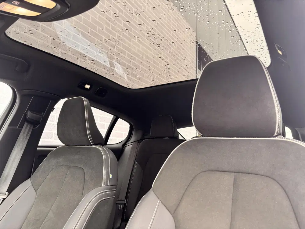 Volvo C40 Recharge Core 69 kWh uit 2022, foto 8