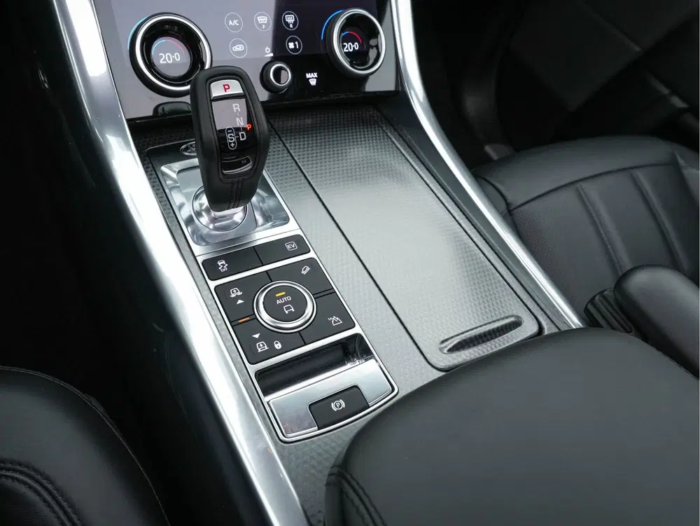 Land Rover Range Rover Sport P400e Limited-Edition Black-Lin uit 2021, foto 12